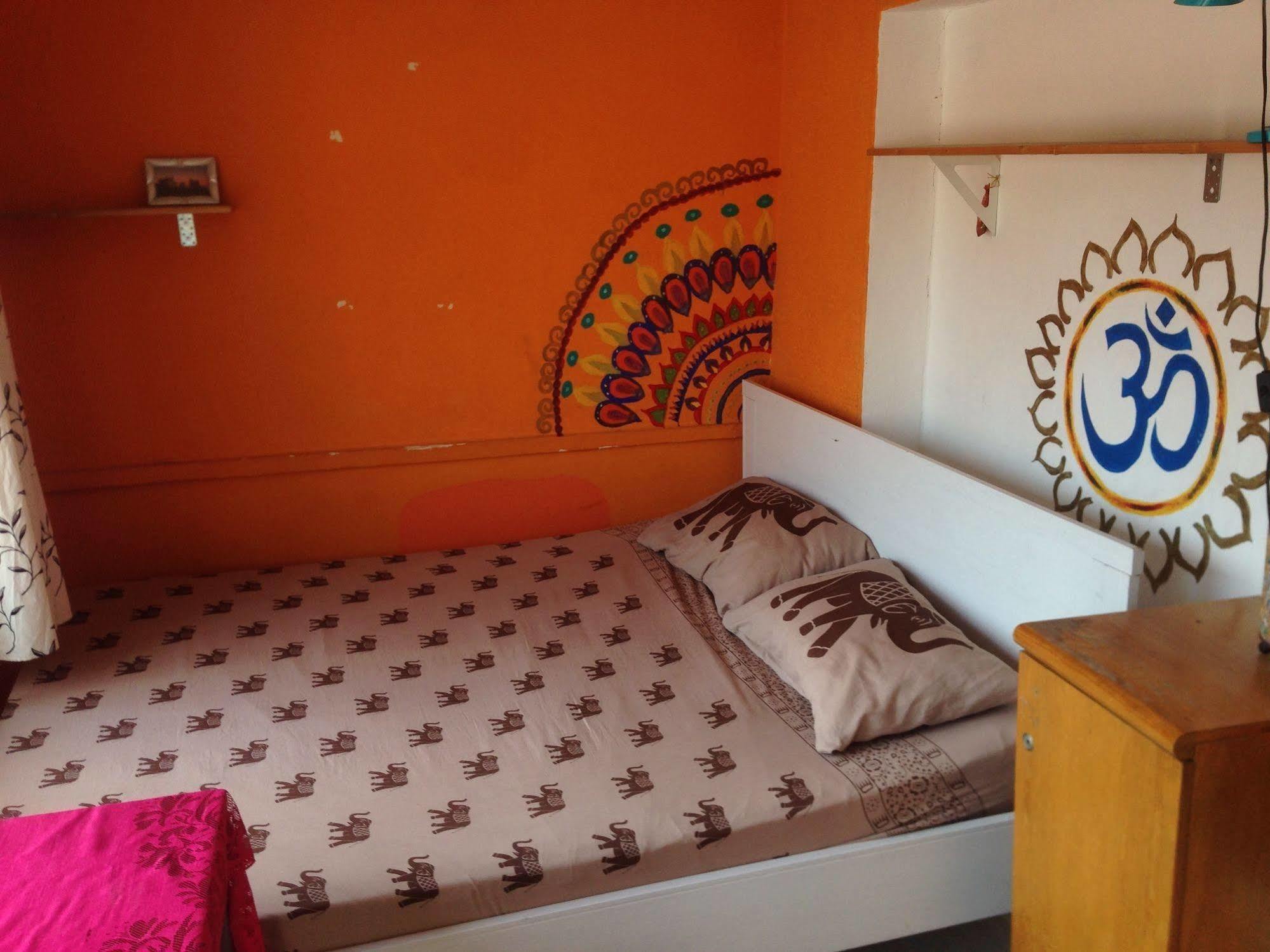 Shantihome Izmir Bagian luar foto
